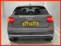 Begagnad Audi Q2 Design 150 HK (110 kW) 2017 Grå SUV