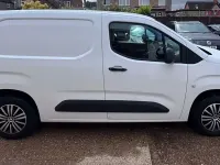 Used Peugeot Partner 2019 White MPV