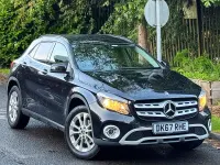 Käytetty Mercedes GLA200 SE 156 HP (114 kW) 2017 Musta Katumaasturi