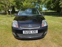 Used Ford Fiesta Zetec 80 HP (58 kW) 2006 Black Hatchback
