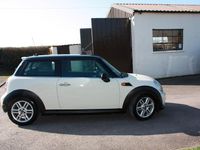 Used Mini Cooper Hatch 2011 White Hatchback