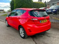 Used Ford Fiesta Zetec 100 HP (73 kW) 2018 Red Hatchback