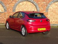 Używany Vauxhall Corsa Design Edition 100 KM (73 kW) 2023 Czerwony Hatchback