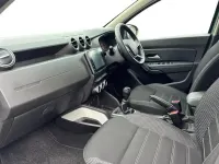 Used Dacia Duster Journey 88 HP (64 kW) 2023 Green SUV