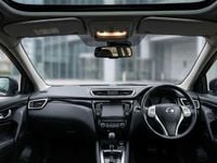 Used Nissan Qashqai Tekna 2017 Red SUV