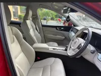 Used Volvo XC60 Momentum 2020 Red SUV