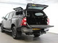 Used Toyota HiLux 204 HP (150 kW) 2022 Black Pickup