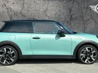 Used Mini Cooper S Hatch 201 HP (147 kW) 2025 Green Hatchback