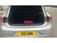 Usado Renault Clio V RS Line 90 CV (66 kW) 2022 Plateado Utilitario