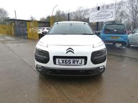 Gebraucht Citroën C4 Cactus Flair 100 PS (73 kW) 2015 Weiß Kleinwagen