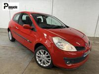 Used Renault Clio II Dynamique 100 HP (73 kW) 2008 Red Hatchback
