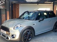 Used Mini Cooper Hatch 136 HP (100 kW) 2018 Grey Hatchback