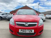 Used Vauxhall Zafira 115 HP (84 kW) 2013 Red MPV