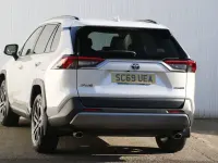 Begagnad Toyota RAV4 Hybrid 2020 Vit SUV