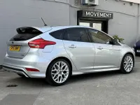 Used Ford Focus ST-Line 125 HP (91 kW) 2017 Silver Hatchback