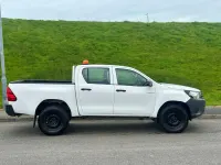 Gebraucht Toyota HiLux Active 150 PS (110 kW) 2019 Weiß Pickup