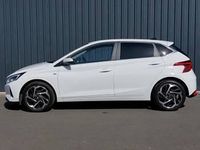 Used Hyundai i20 Premium 100 HP (73 kW) 2023 White Hatchback