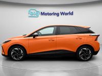 Begagnad MG MG4 EV Trophy 319 kW (435 HK) 2022 Orange Halvkombi