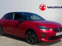 Begagnad Vauxhall Corsa Ultimate 131 HK (96 kW) 2023 Röd Halvkombi