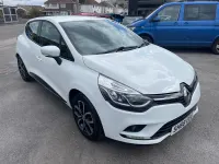 Używany Renault Clio IV Play 75 KM (55 kW) 2018 Biały Hatchback