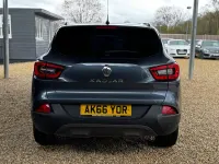 Usado Renault Kadjar Signature 130 HP (95 kW) 2016 Cinzento SUV