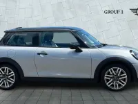 Used Mini Cooper Hatch 154 HP (113 kW) 2024 Silver Hatchback