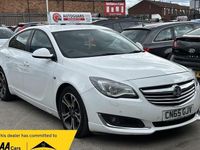 Used Vauxhall Insignia Edition 163 HP (119 kW) 2016 White Hatchback