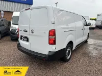 Used Vauxhall Vivaro 145 HP (106 kW) 2024 White MPV