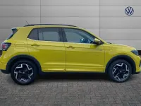 Used VW T-Cross R-line 150 HP (110 kW) 2025 Yellow SUV