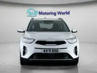 Używany Kia Stonic 99 KM (72 kW) 2021 Biały SUV