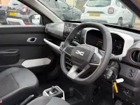 New Dacia Spring Extreme 47 kW (65 HP) 2025 Beige Hatchback