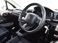 Used Citroën C3 PureTech 83 HP (61 kW) 2022 Red Hatchback