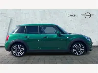 Used Mini Cooper Exclusive 134 HP (98 kW) 2021 Green Hatchback