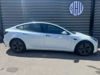 Used Tesla Model 3 Standard Range Plus 366 kW (498 HP) 2021 White Sedan