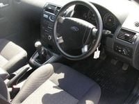 Begagnad Ford Focus 2006 Halvkombi