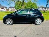 Used Peugeot 208 Active 68 HP (50 kW) 2012 Black Hatchback