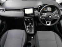 Used Renault Clio V Evolution 143 HP (105 kW) 2024 Grey Hatchback