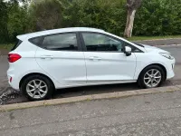Used Ford Fiesta Zetec 100 HP (73 kW) 2019 White Hatchback