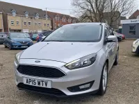 Used Ford Focus Zetec 125 HP (91 kW) 2015 Silver Hatchback