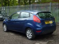 Usado Ford Fiesta Zetec 94 HP (69 kW) 2009 Azul Citadino