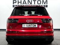 Begagnad Audi Q7 Black Edition 2018 Röd SUV