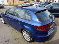 Used Audi A3 Sportback Advanced 2015 Blue Hatchback