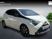 Used Toyota Aygo Trend 72 HP (52 kW) 2021 White Hatchback