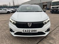 Used Dacia Sandero Essentiel 66 HP (48 kW) 2022 White