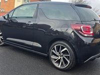 Used DS Automobiles DS3 Connected Chic 2017 Black Hatchback