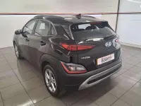Second-hand Hyundai Kona SE 120 CP (88 kW) 2023 Negru SUV