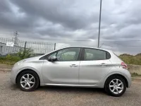 Used Peugeot 208 Active 70 HP (51 kW) 2013 Silver Hatchback