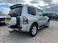 Used Mitsubishi Shogun Warrior 197 HP (144 kW) 2011 Silver SUV