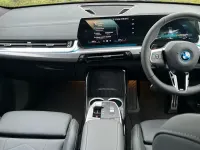 Usado BMW iX2 M Sport 147 kW (201 HP) 2026 Preto SUV