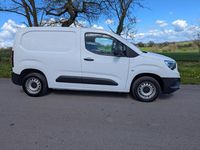 Used Vauxhall Combo 100 HP (73 kW) 2022 White MPV